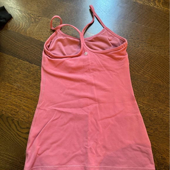 Lululemon older style Tank Top, Perfect condition - Picture 2 of 2